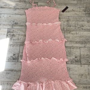 NWT Ruffled bodycon dress